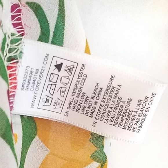 ~~SOLD~~ Forever 21 Floral Sleeveless Button Dress - Picture 7 of 7